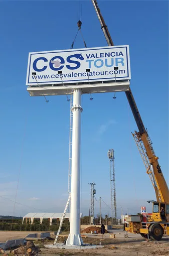 Monoposte instalado en Paterna